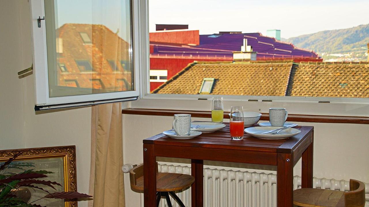 Helvetia 2 Zimmer Apartment Mit Parkplatz Zúrich Exterior foto