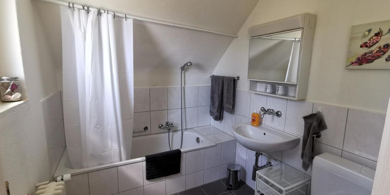Helvetia 2 Zimmer Apartment Mit Parkplatz Zúrich Exterior foto
